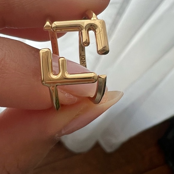 Fendi ring - Picture 2 of 3
